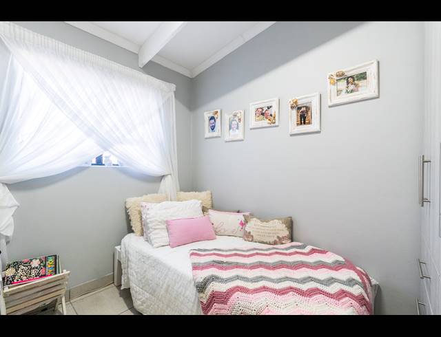 3 BEDROOM HOUSE FOR SALE IN ISLAND VIEW